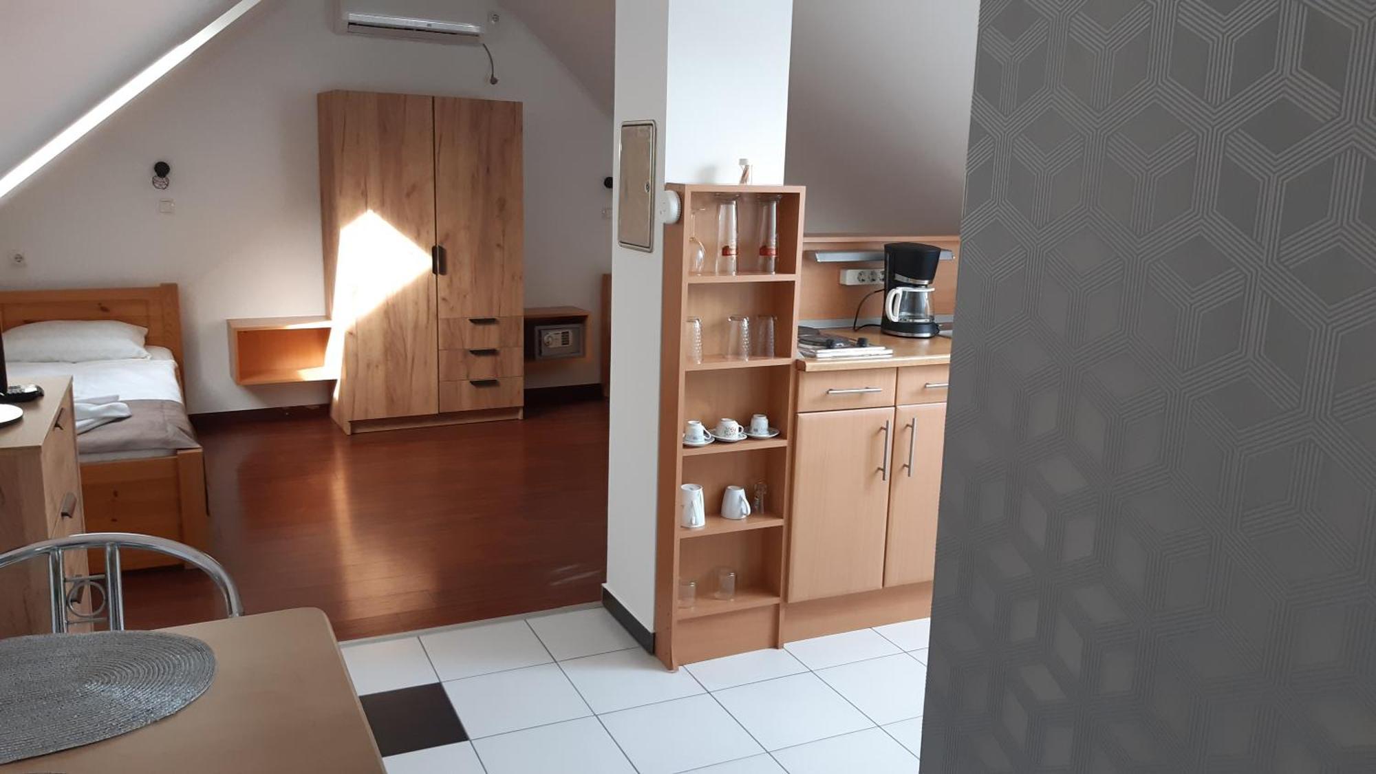 Mary Apartmanhaz Heviz Bagian luar foto