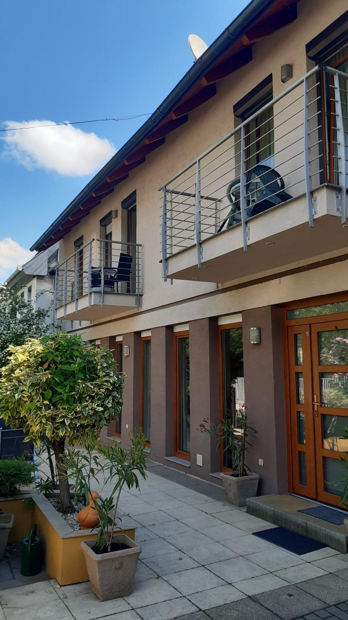 Mary Apartmanhaz Heviz Bagian luar foto