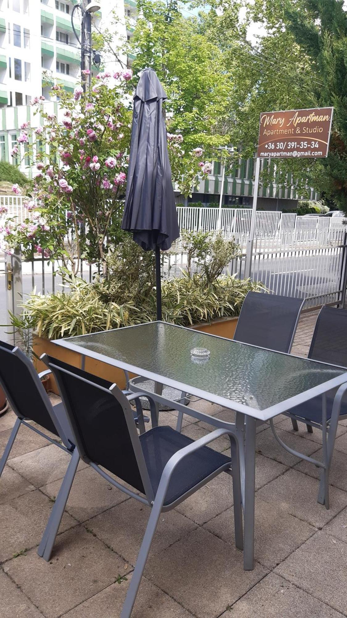 Mary Apartmanhaz Heviz Bagian luar foto