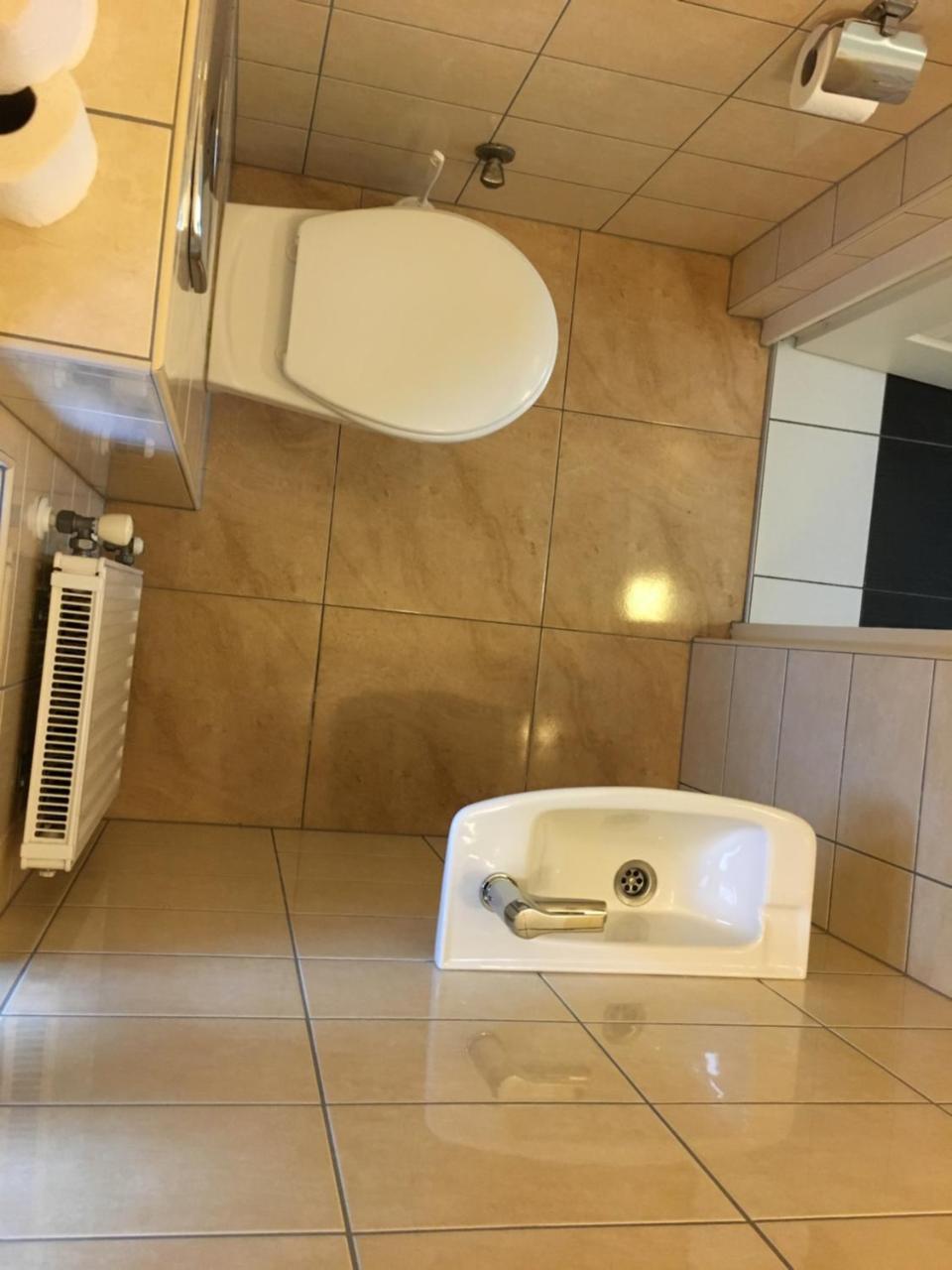 Mary Apartmanhaz Heviz Bagian luar foto