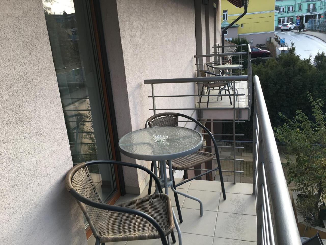 Mary Apartmanhaz Heviz Bagian luar foto