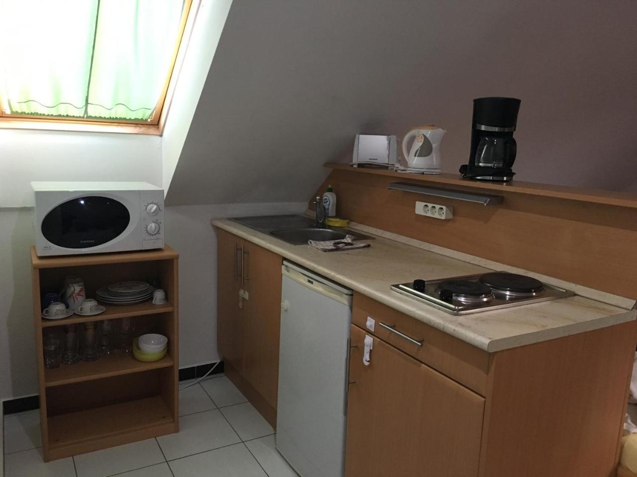 Mary Apartmanhaz Heviz Bagian luar foto