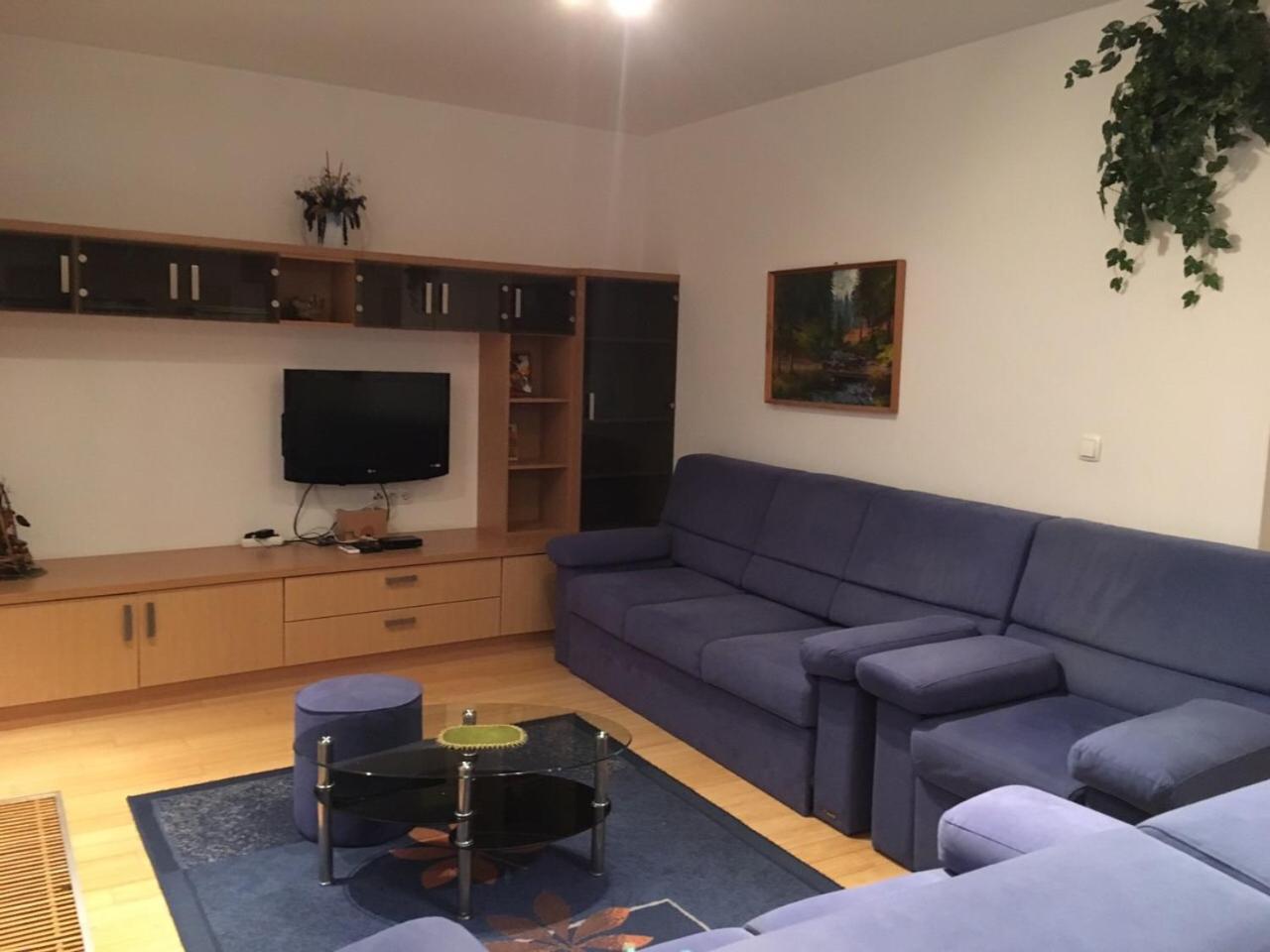 Mary Apartmanhaz Heviz Bagian luar foto
